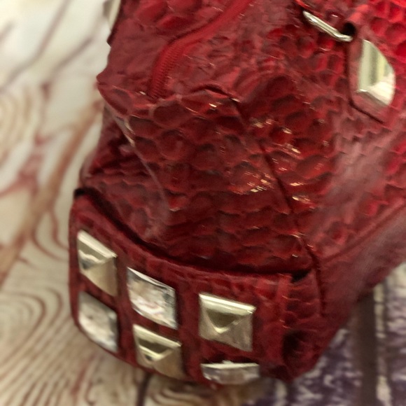 Purse - Picture 2 of 2